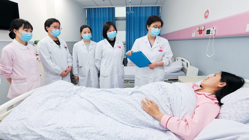 睡姿调整：腰椎间盘突出者的调理之道**